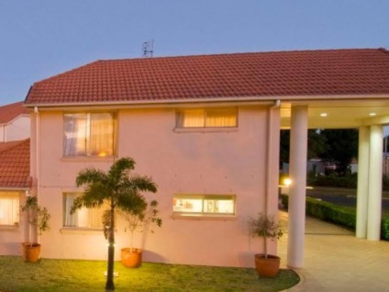 Villa Nova Motel Тувумба Экстерьер фото